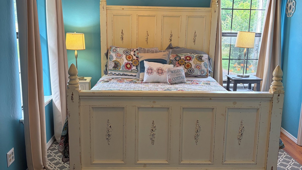 Photo of Bedroom in Smithville