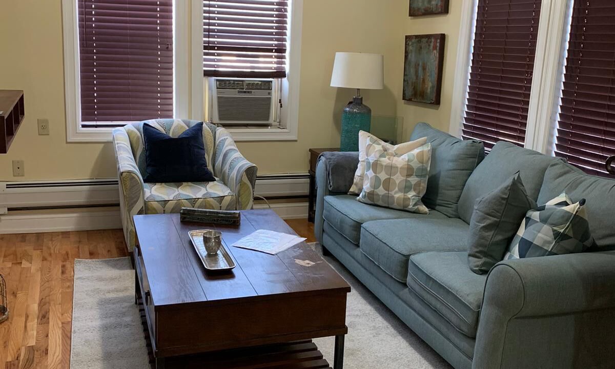 Photo of Livingroom in Union City