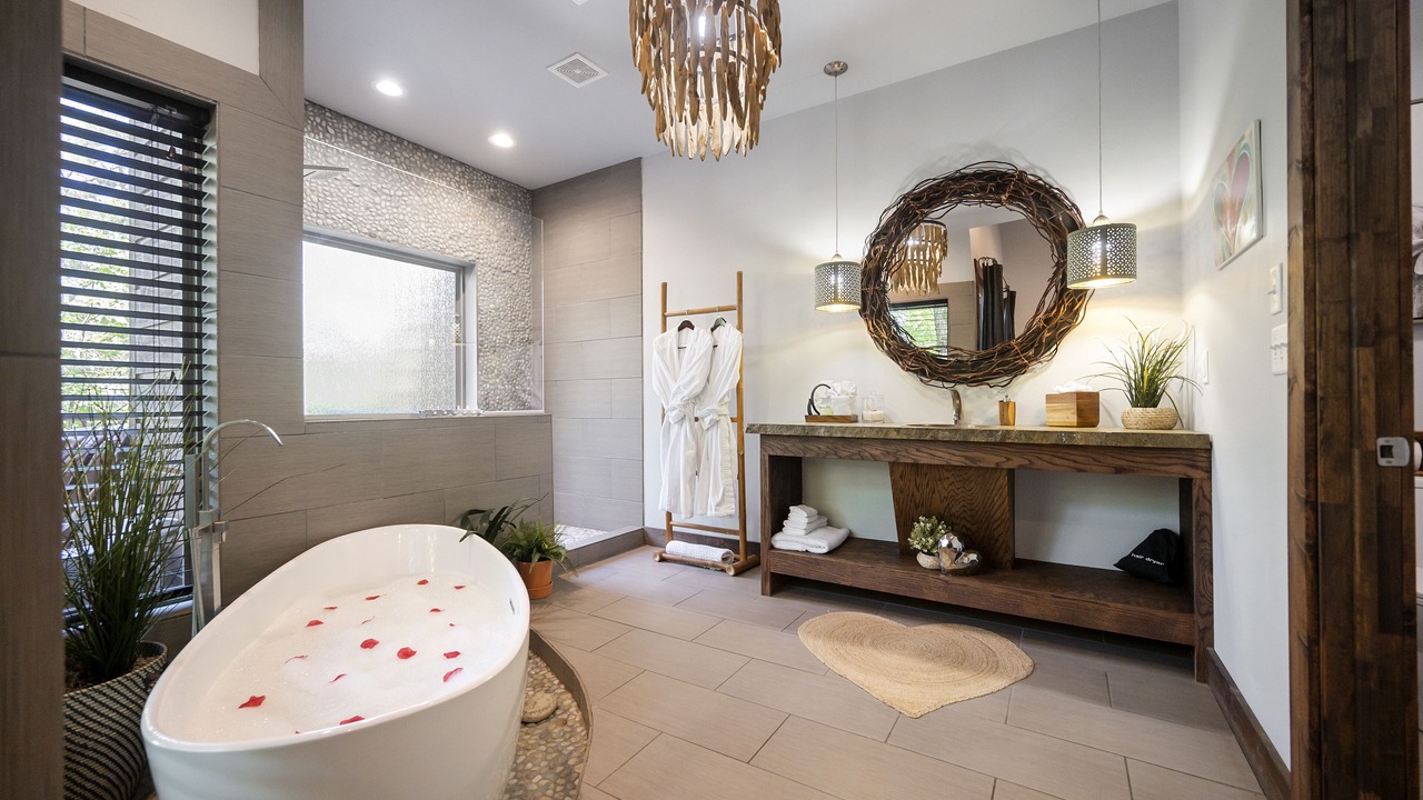 Photo of Bathroom in Broken Bow