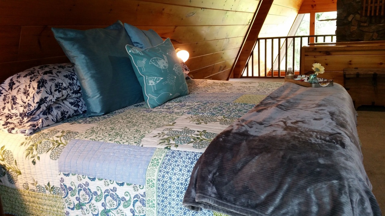 Photo of Bedroom in Smithville