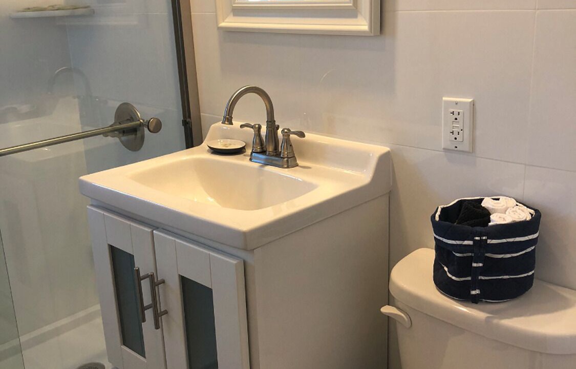 Photo of Bathroom in Union City
