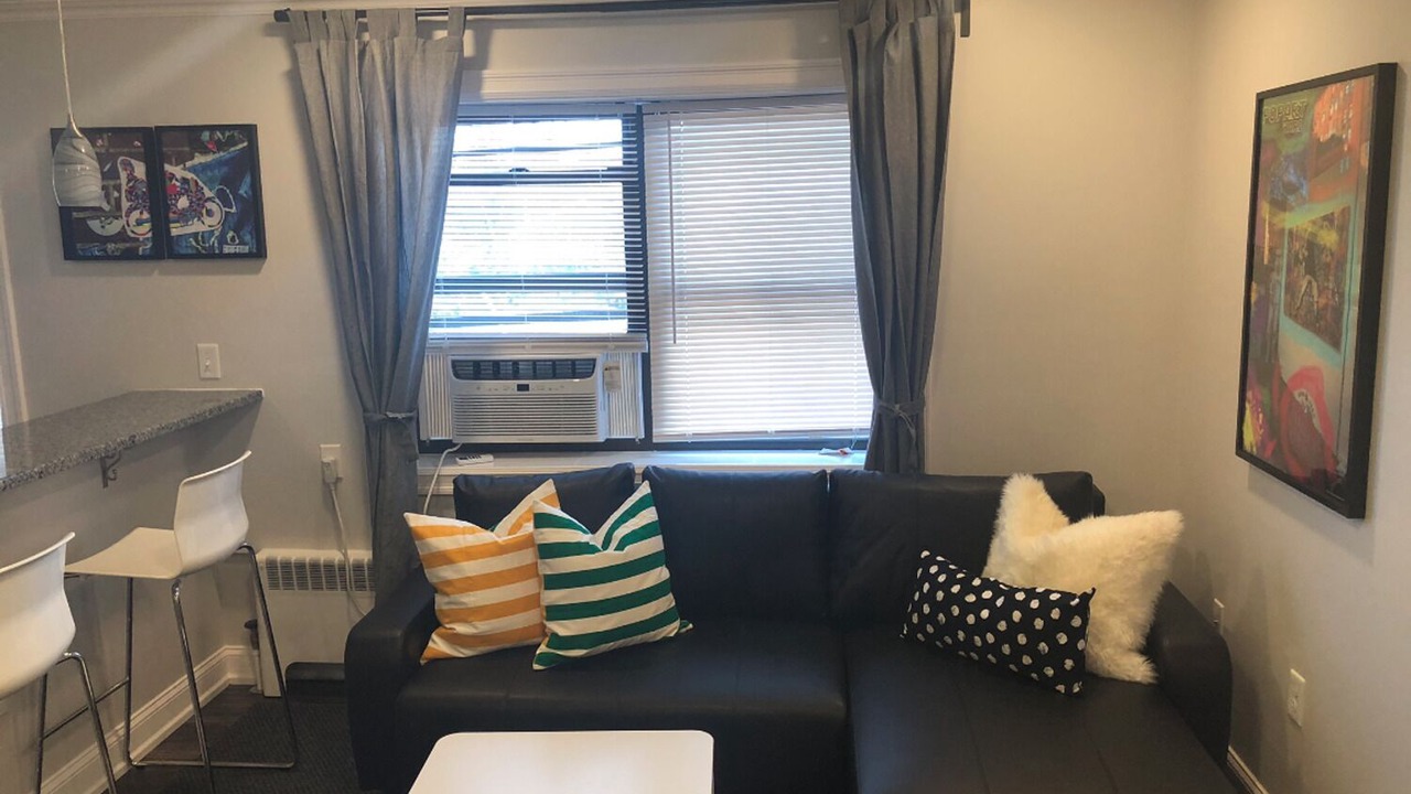 Photo of Livingroom in Union City