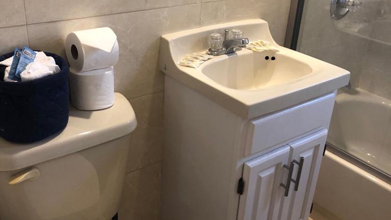 Photo of Bathroom in Union City