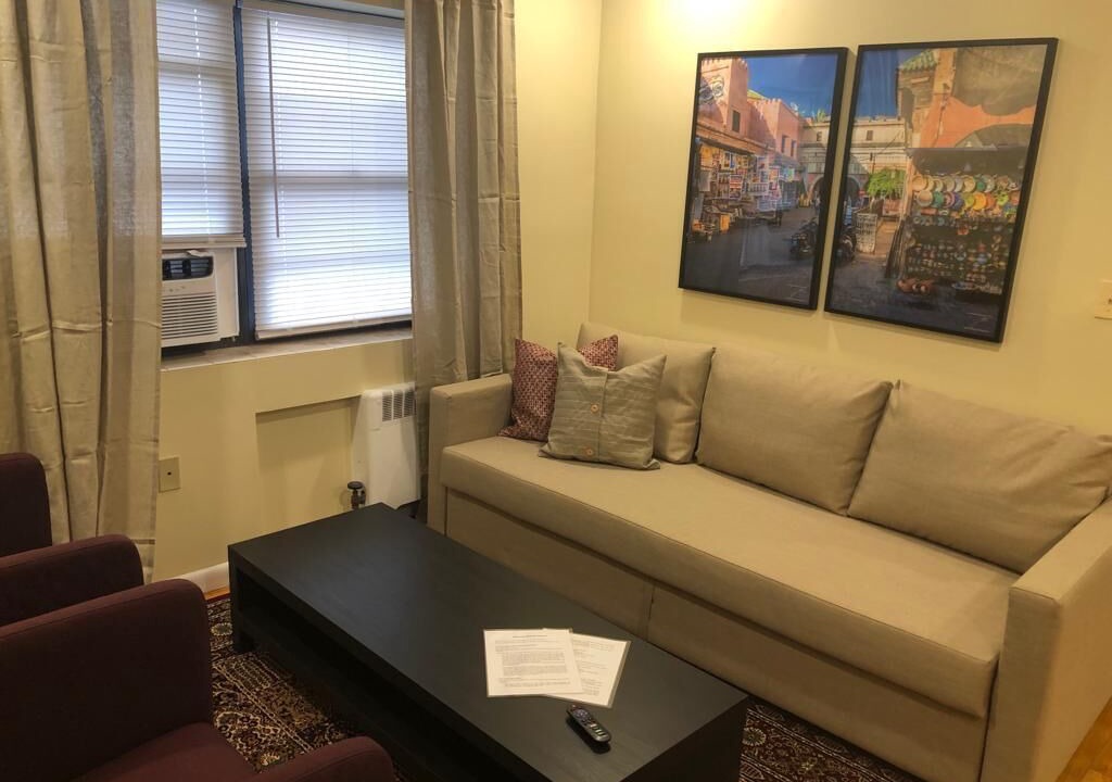 Photo of Livingroom in Union City