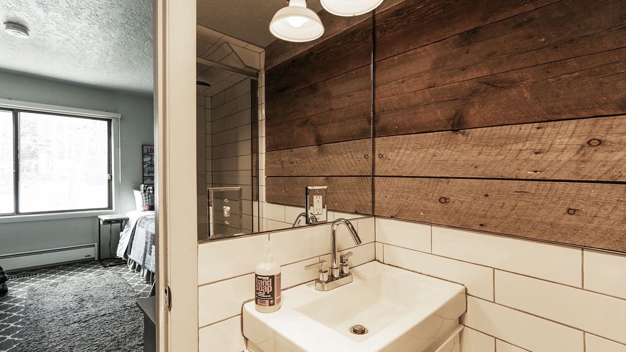 Photo of Bathroom in North Park City