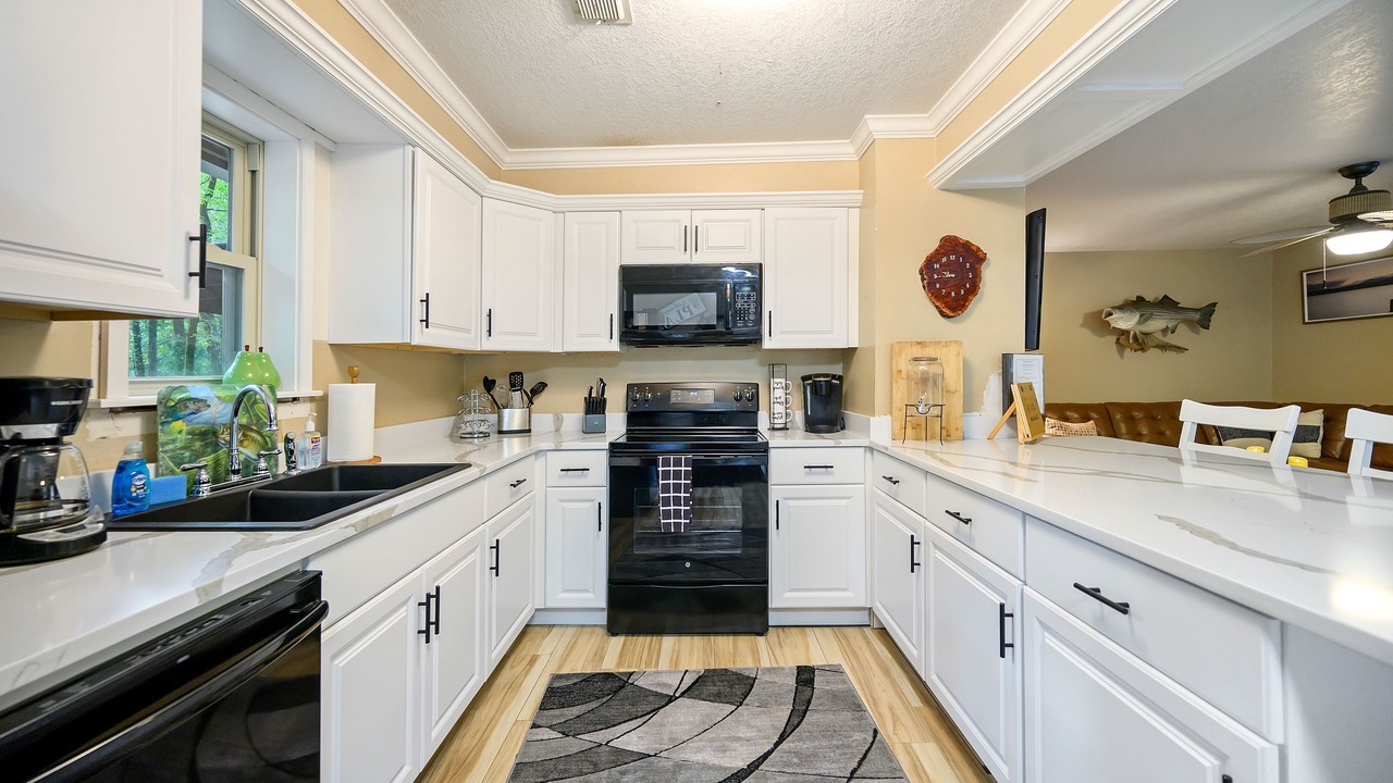 Photo of Kitchen in Broken Bow