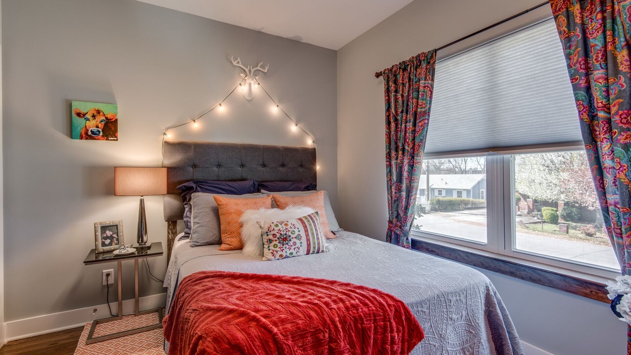 Photo of Bedroom in Inglewood