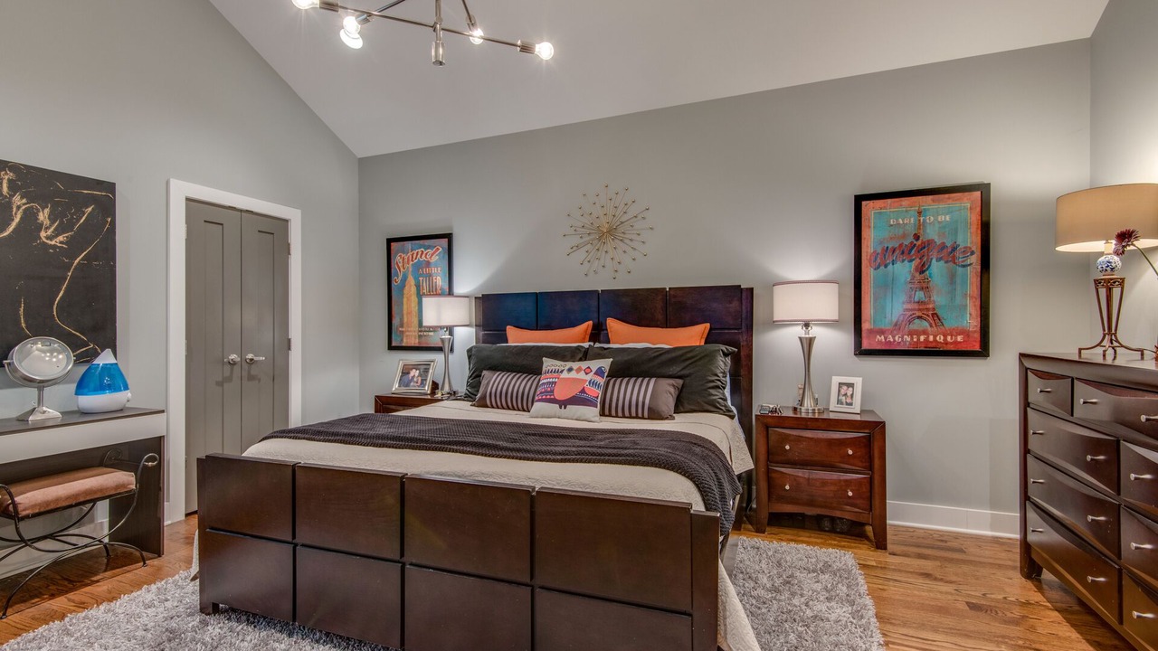 Photo of Bedroom in Inglewood