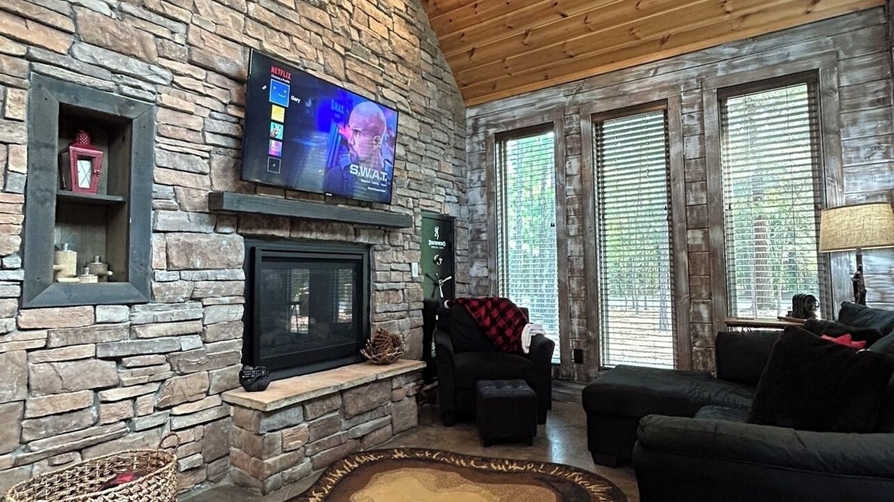 Photo of Livingroom in Broken Bow