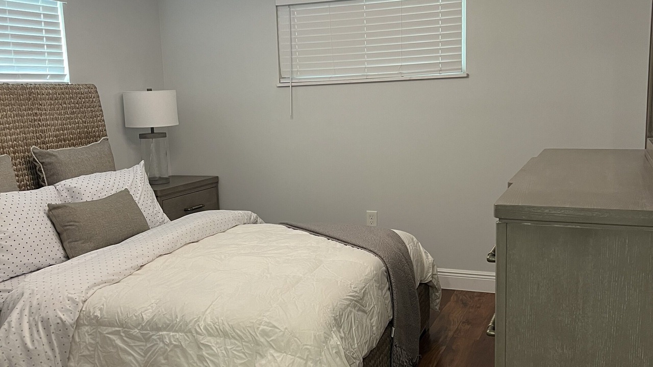 Photo of Bedroom in Gillespie Park