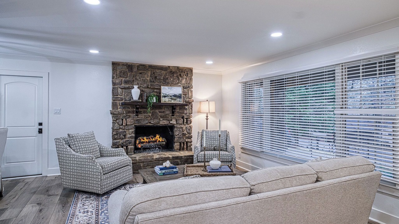 Photo of Livingroom in Hot Springs Village