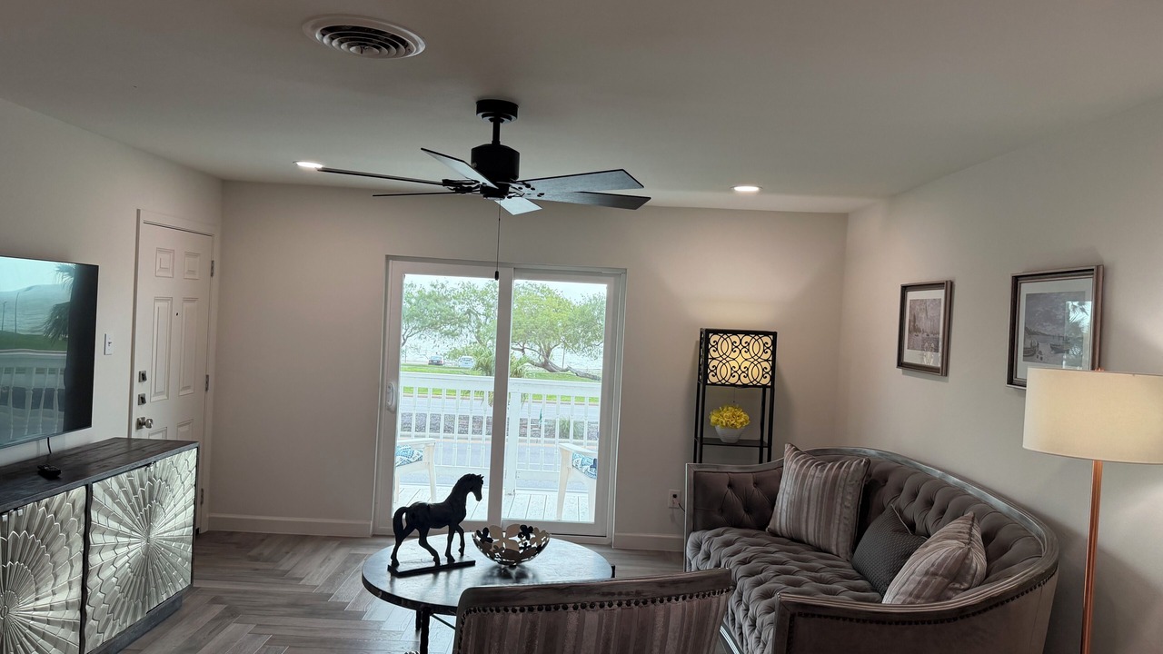 Photo of Livingroom in Del Mar