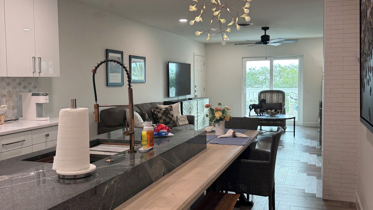 Photo of Livingroom in Del Mar