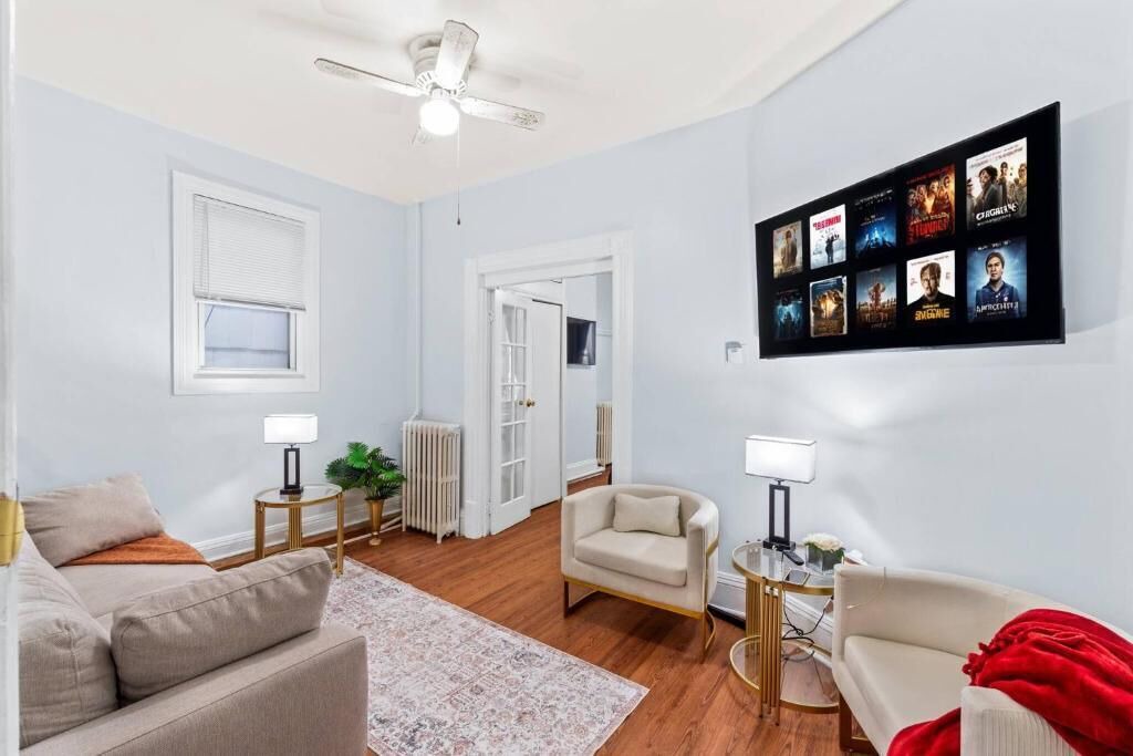 Photo of Livingroom in West New York