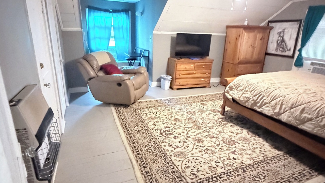 Photo of Bedroom in Warren