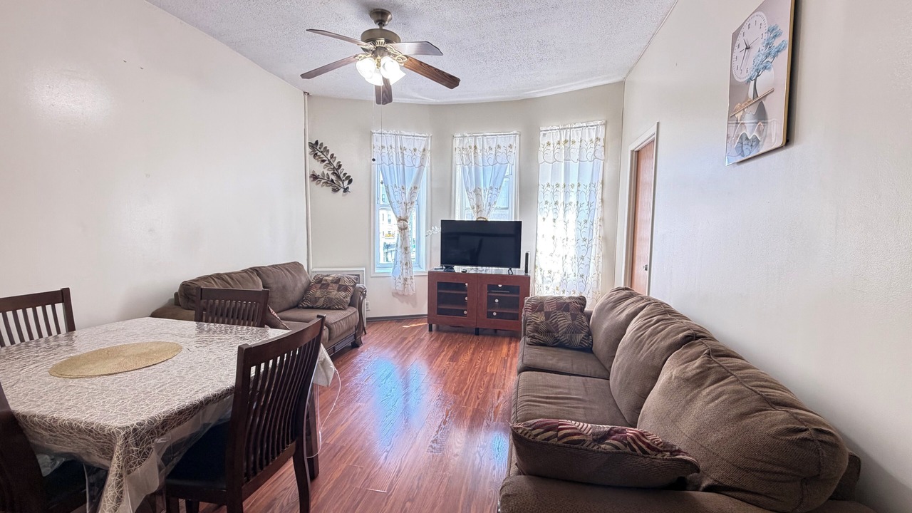 Photo of Livingroom in Crown Heights