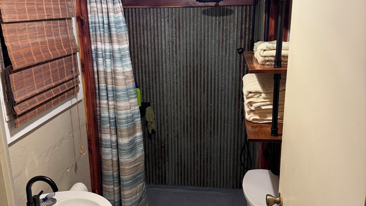 Photo of Bathroom in Mount Ida