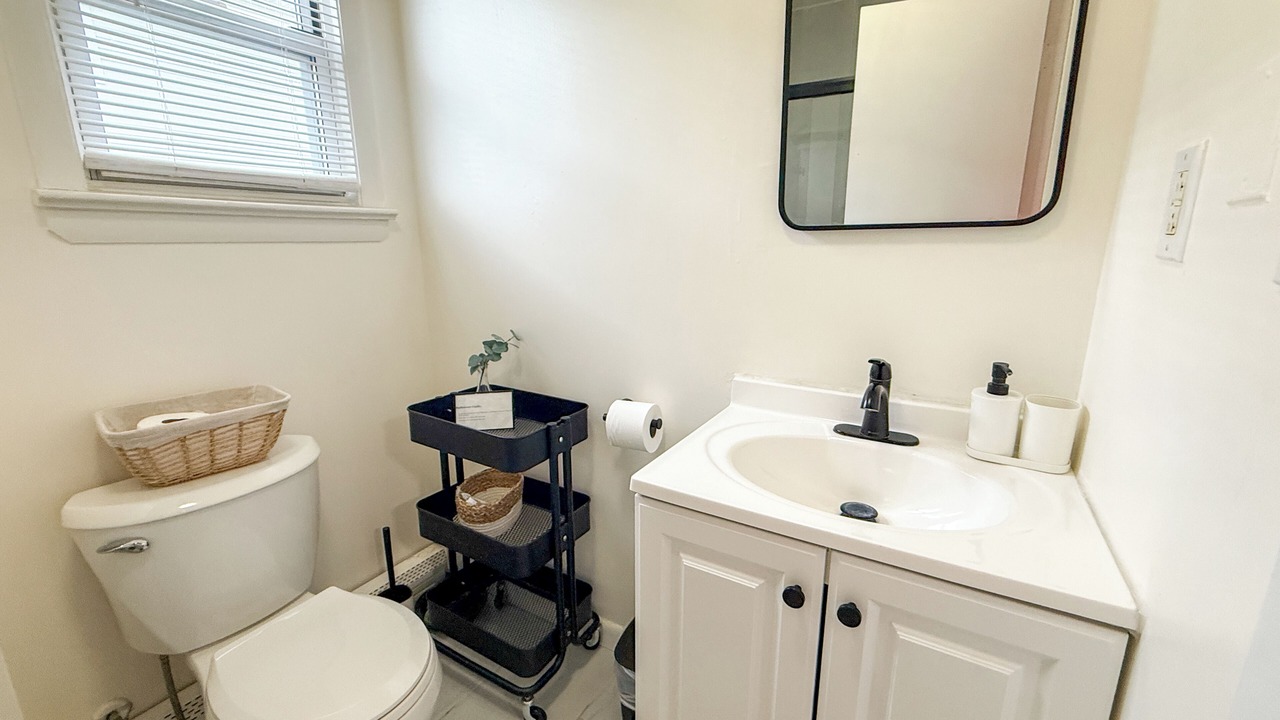 Photo of Bathroom in Lodi