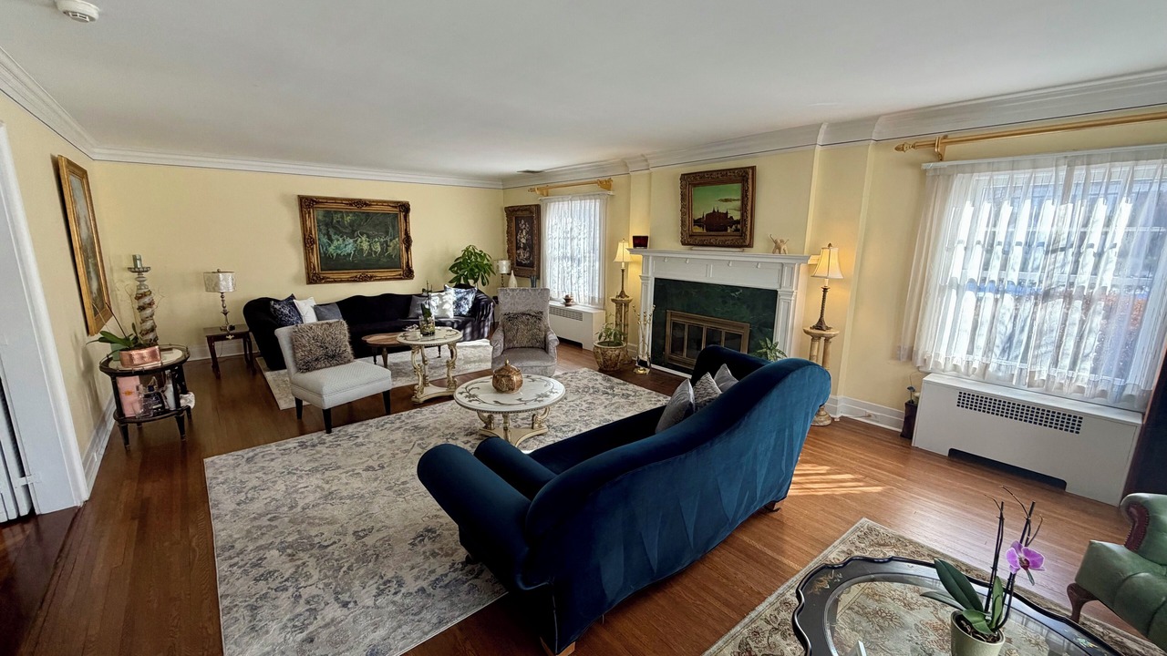 Photo of Livingroom in Upper Montclair