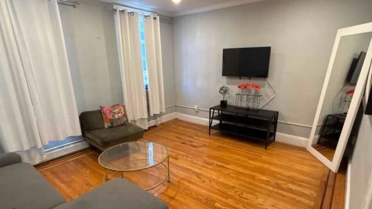 Photo of Livingroom in Harsimus Cove