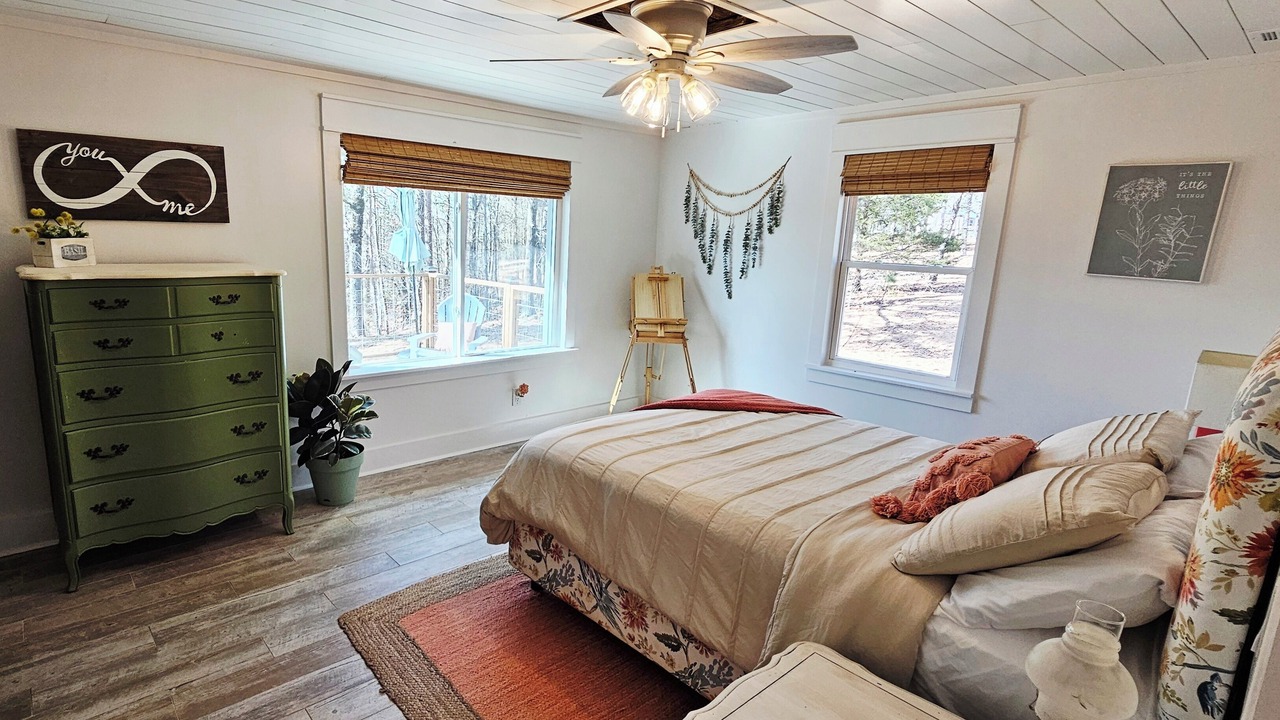 Photo of Bedroom in Jasper