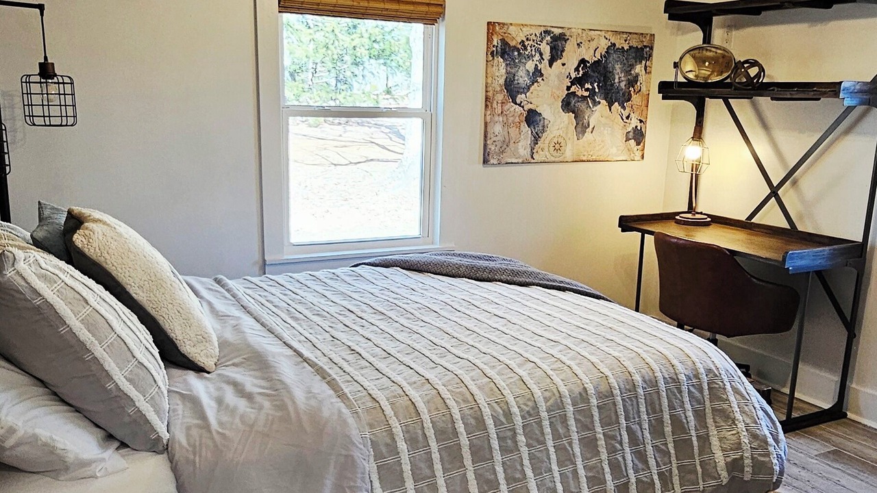 Photo of Bedroom in Jasper