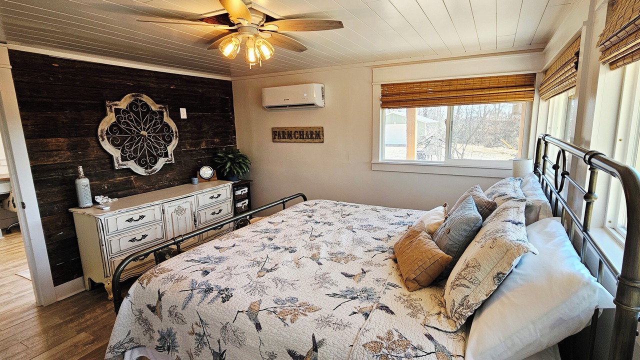 Photo of Bedroom in Jasper