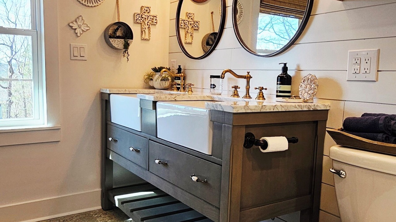 Photo of Bathroom in Jasper