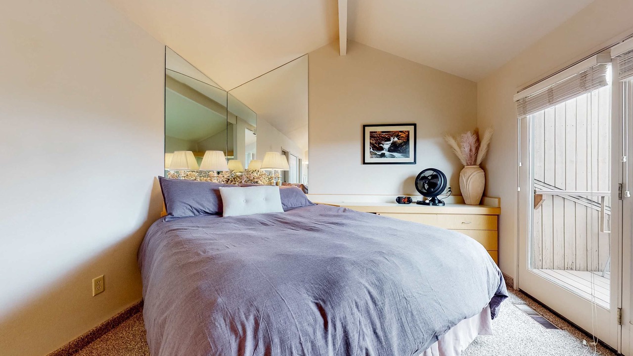 Photo of Bedroom in Redmond