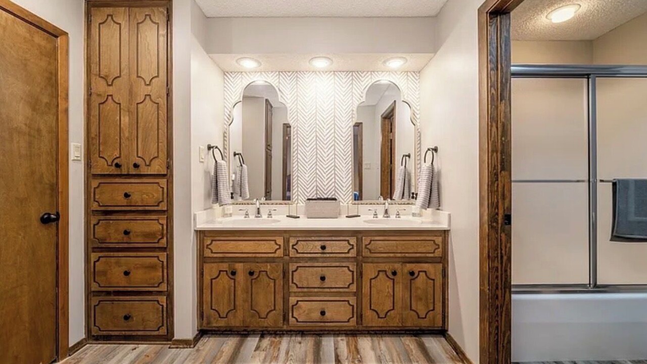 Photo of Bathroom in Mount Ida