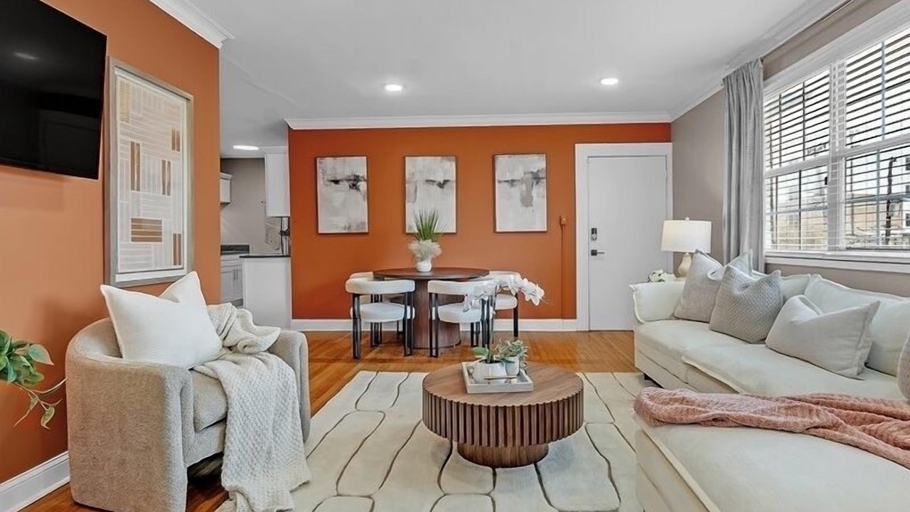 Photo of Livingroom in Midtown