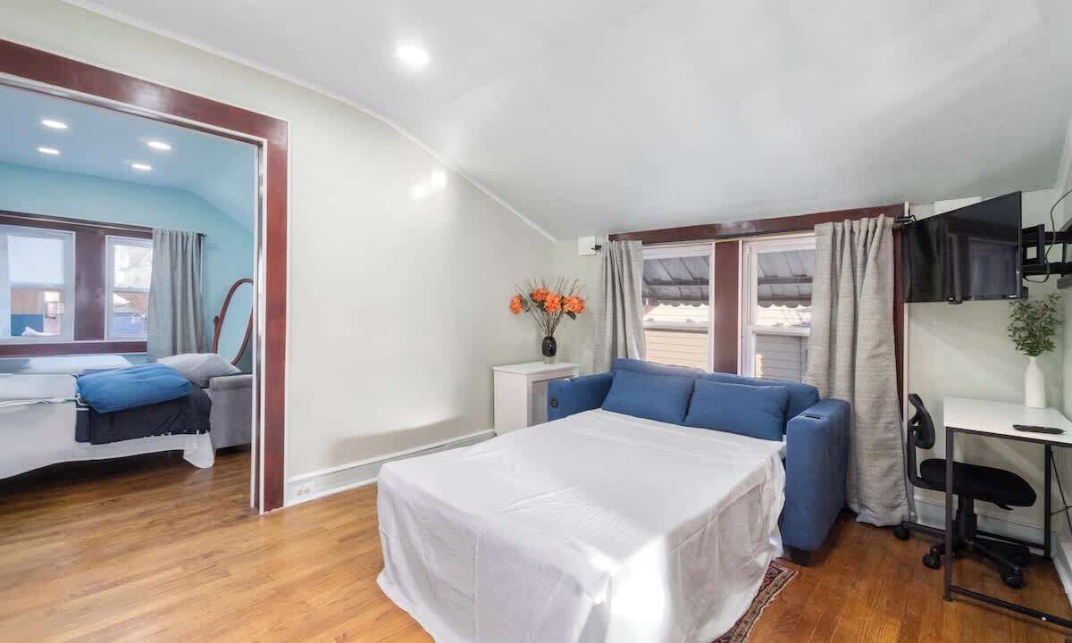 Photo of Bedroom in North Bergen