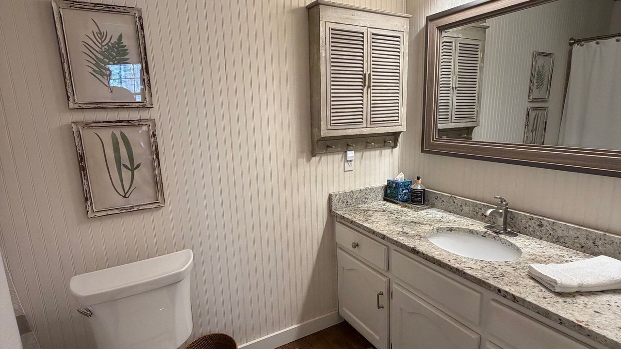 Photo of Bathroom in East Central Shelby