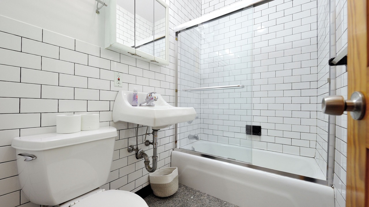 Photo of Bathroom in Uptown