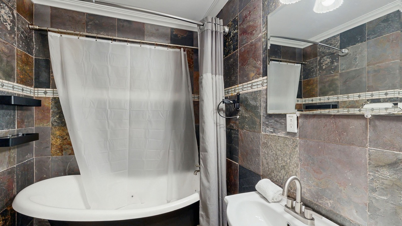 Photo of Bathroom in Fulton
