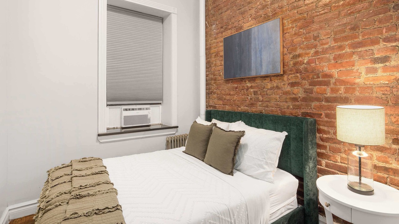 Photo of Bedroom in Bowery
