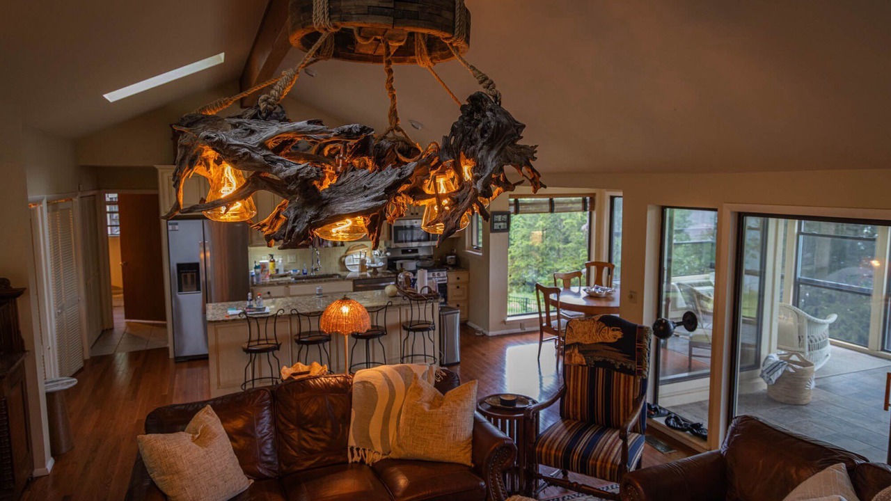 Photo of Livingroom in Lowell