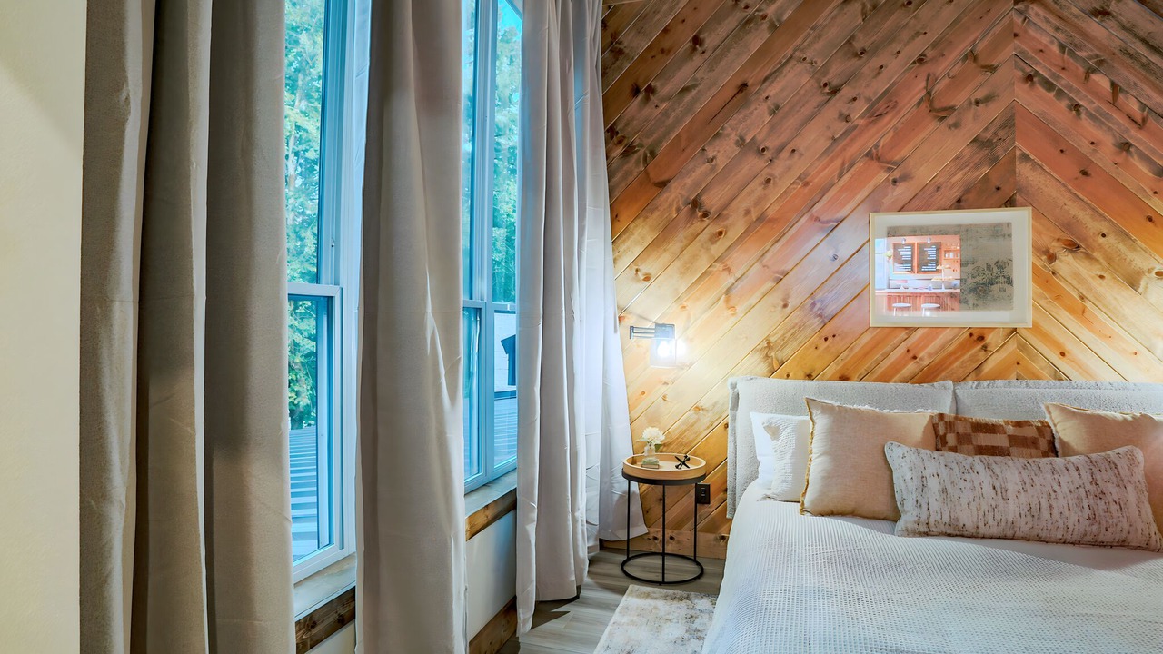Photo of Bedroom in Broken Bow
