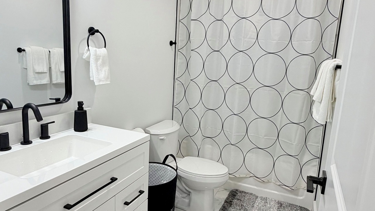 Photo of Bathroom in Elizabeth