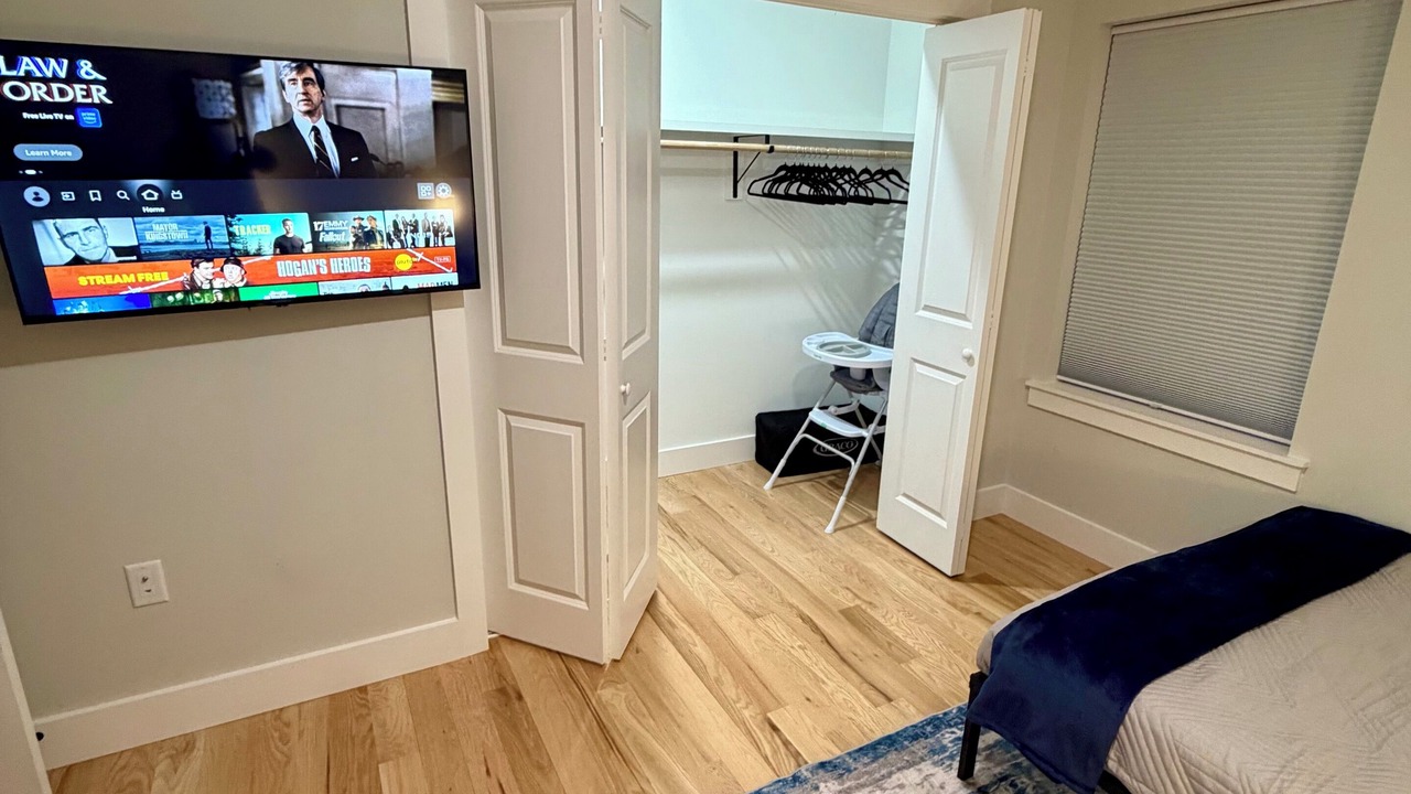 Photo of Bedroom in Elizabeth