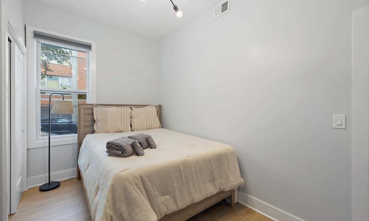 Photo of Bedroom in McGinley Square