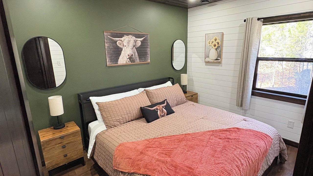 Photo of Bedroom in Harrison
