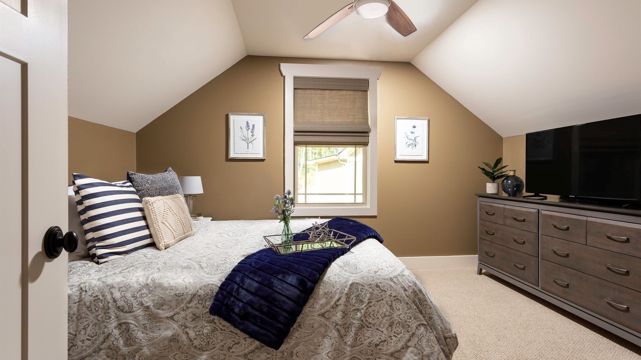 Photo of Bedroom in Skyland