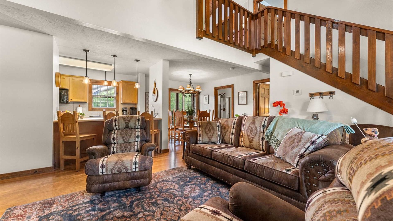 Photo of Livingroom in Reeds Spring