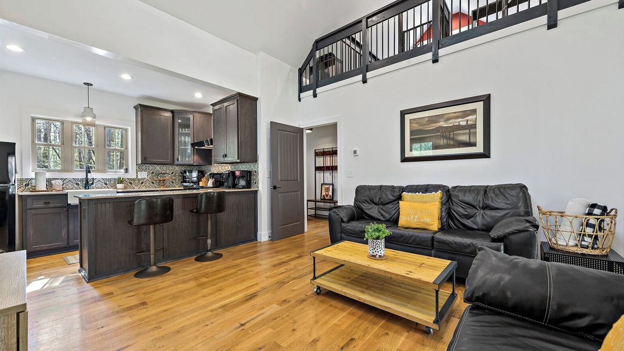 Photo of Livingroom in Lake Lure