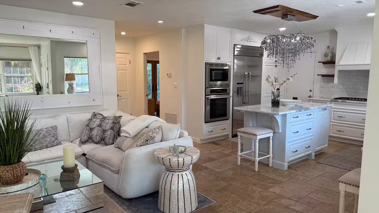 Photo of Livingroom in Indian Beach Sapphire Shores