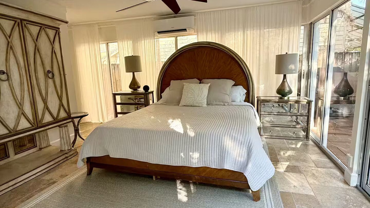 Photo of Bedroom in Indian Beach Sapphire Shores