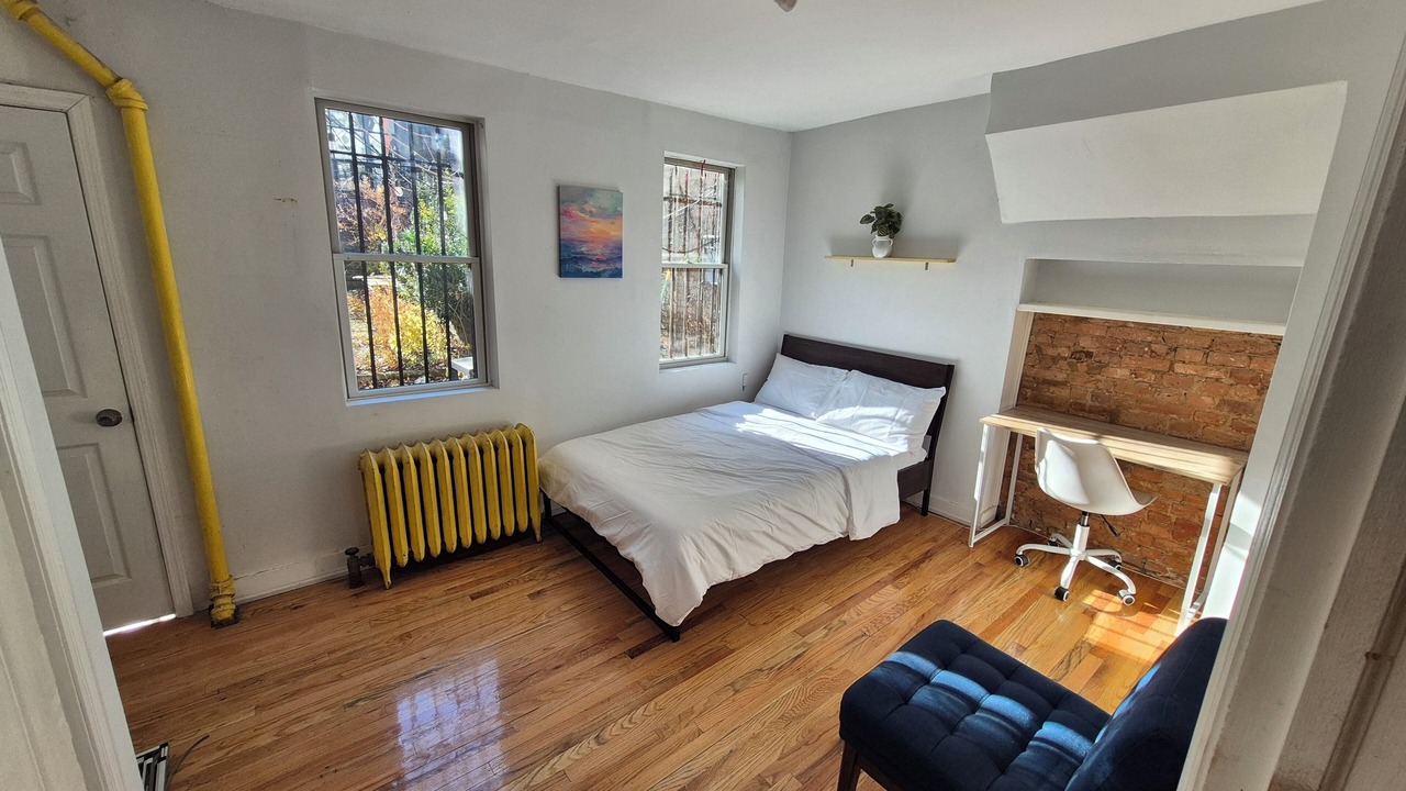 Photo of Bedroom in Bedford-Stuyvesant