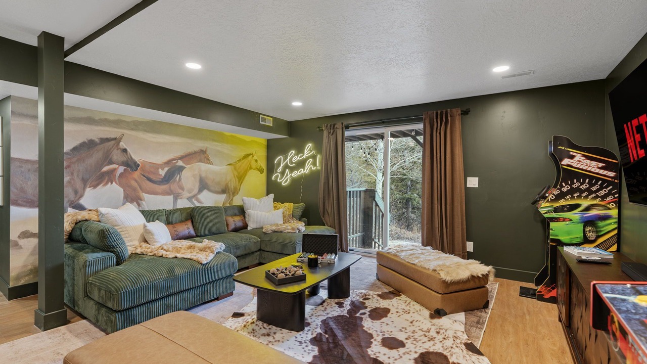 Photo of Livingroom in Summit Park
