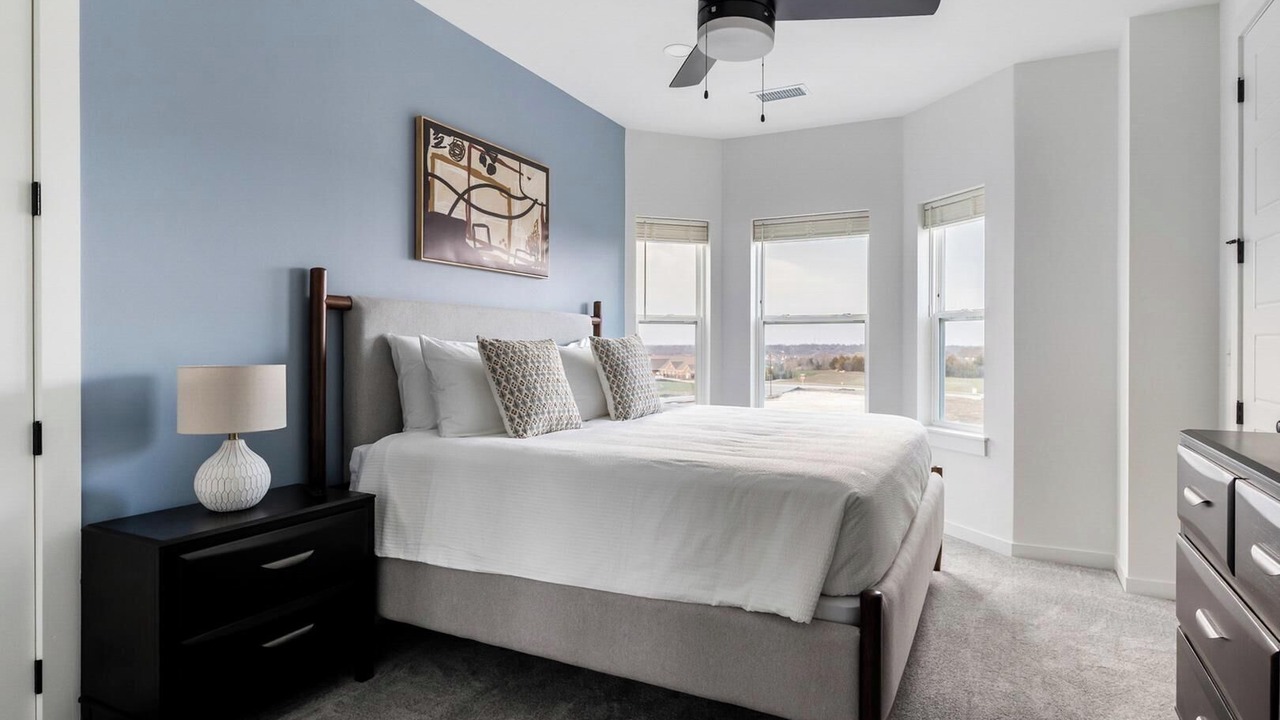 Photo of Bedroom in Lee's Summit